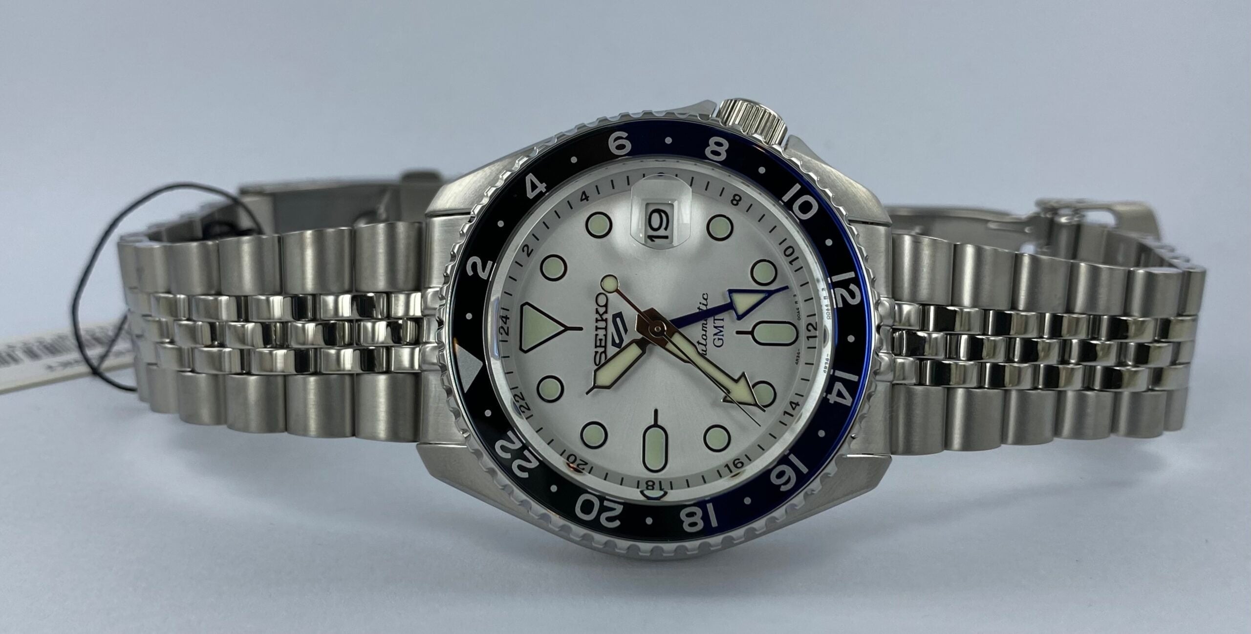 Seiko 5 Sports SKX GMT Automatic Sky Blue Dial Silver Steel Strap Watch For Men - SSK033K1 wholesalehk.shop