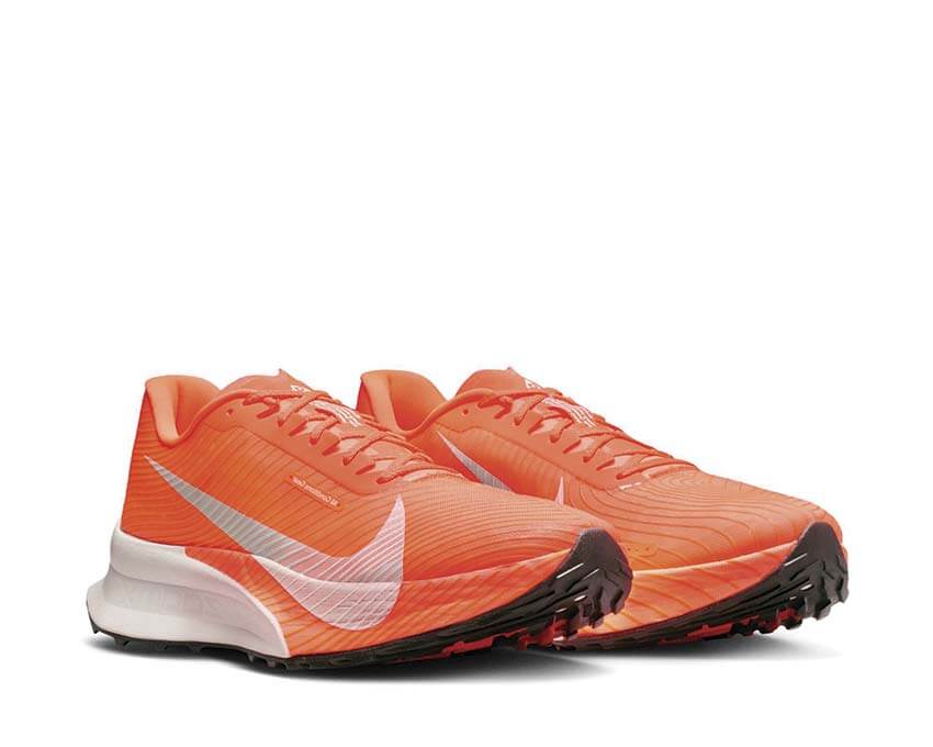 Nike ACG Ultrafly Trail "Hyper Crimson"