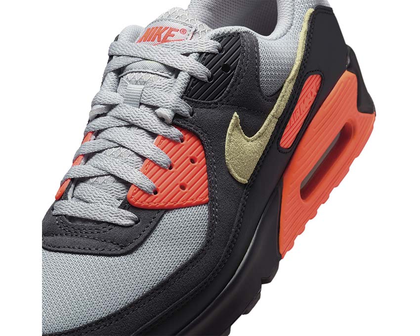 Nike Air Max 90 "Hyper Crimson"