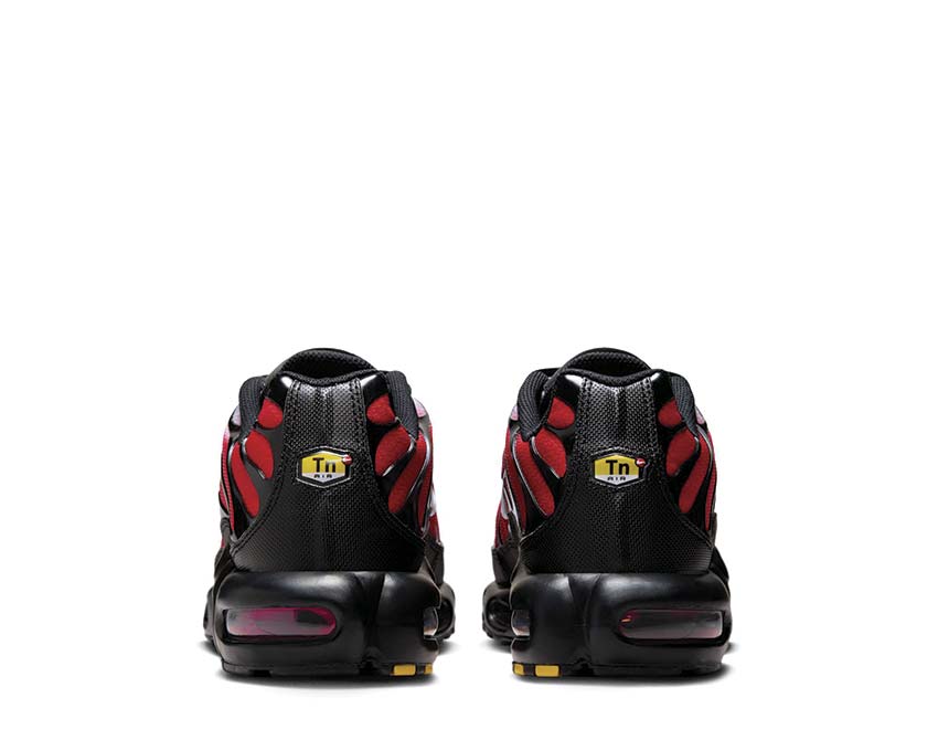 Nike Air Max Plus "University Red"