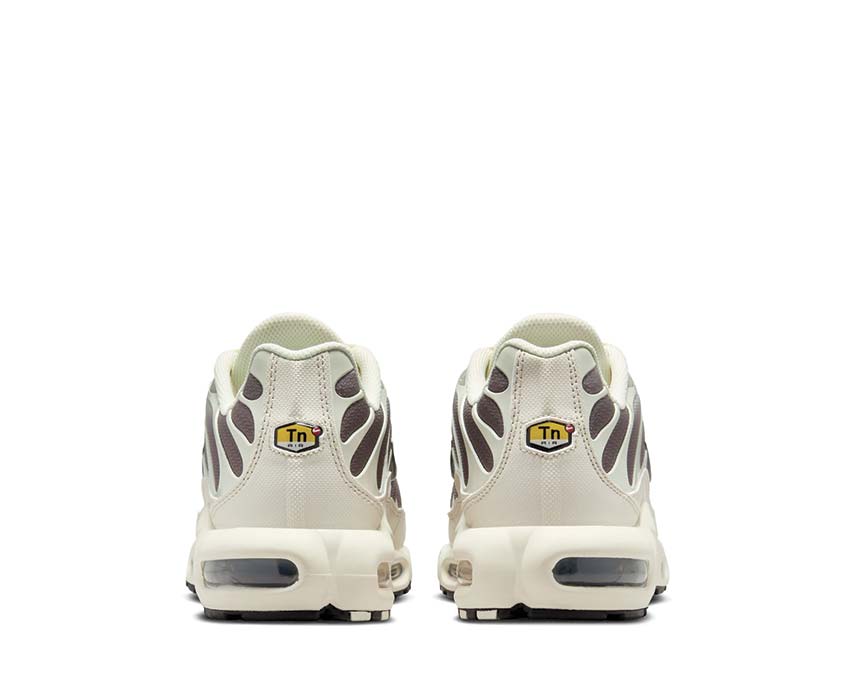 Nike Air Max Plus "Cave Stone"