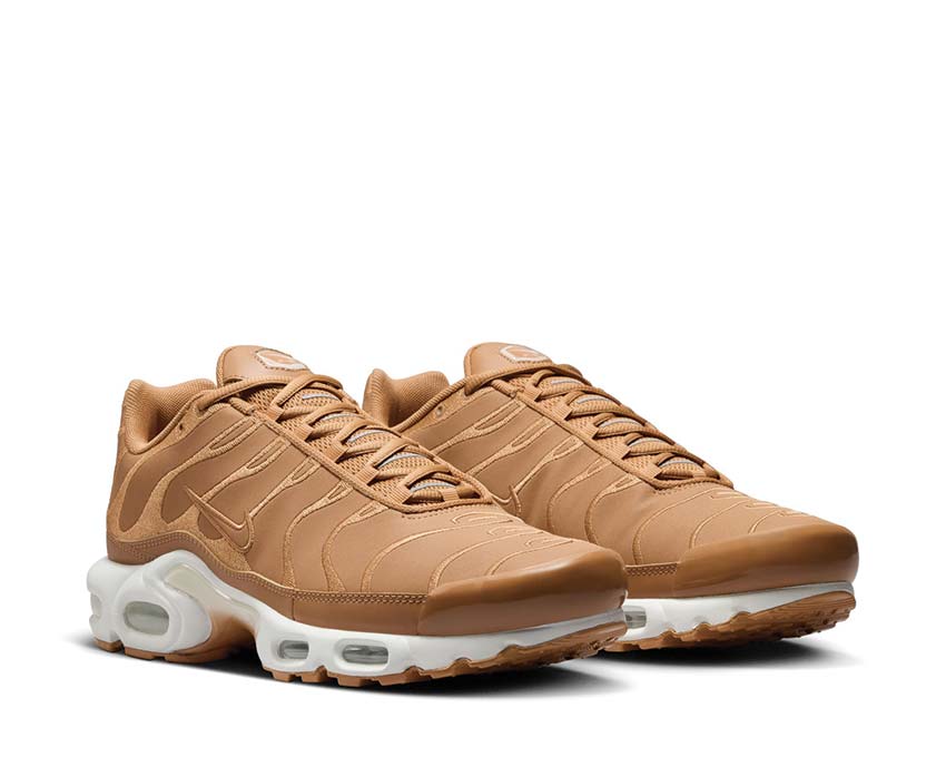 Nike Air Max Plus "Flax"