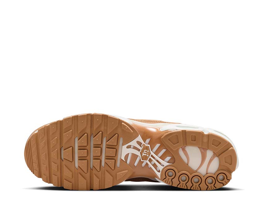 Nike Air Max Plus "Flax"