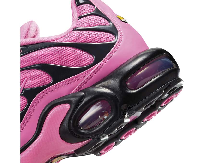 Nike Air Max Plus SE "Playful Pink" W