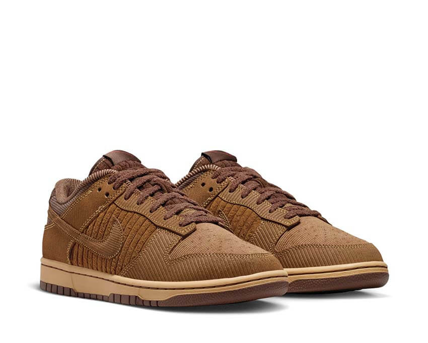 Nike Dunk Low Retro Premium "Corduroy"