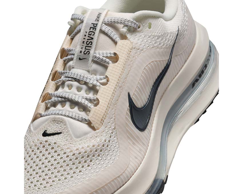 Nike Pegasus Premium W "Sail"