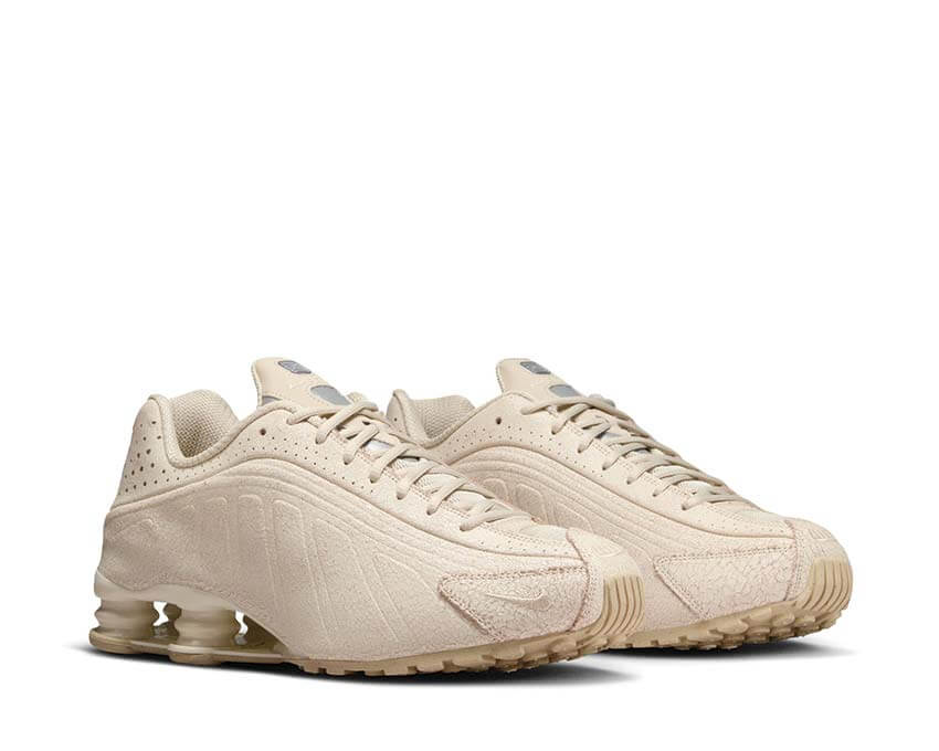 Nike Shox R4 QS "Distressed Leather"
