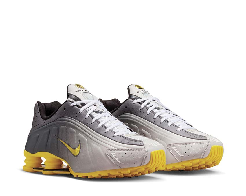 Nike Shox R4 SE