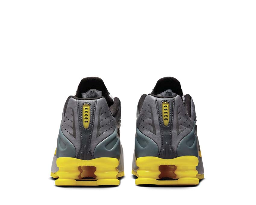 Nike Shox R4 SE