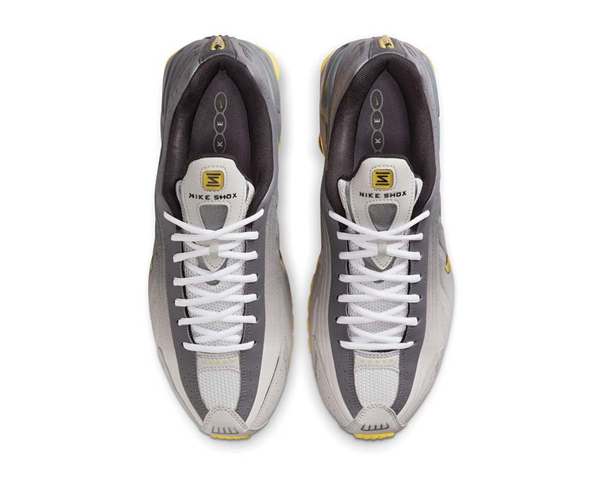Nike Shox R4 SE