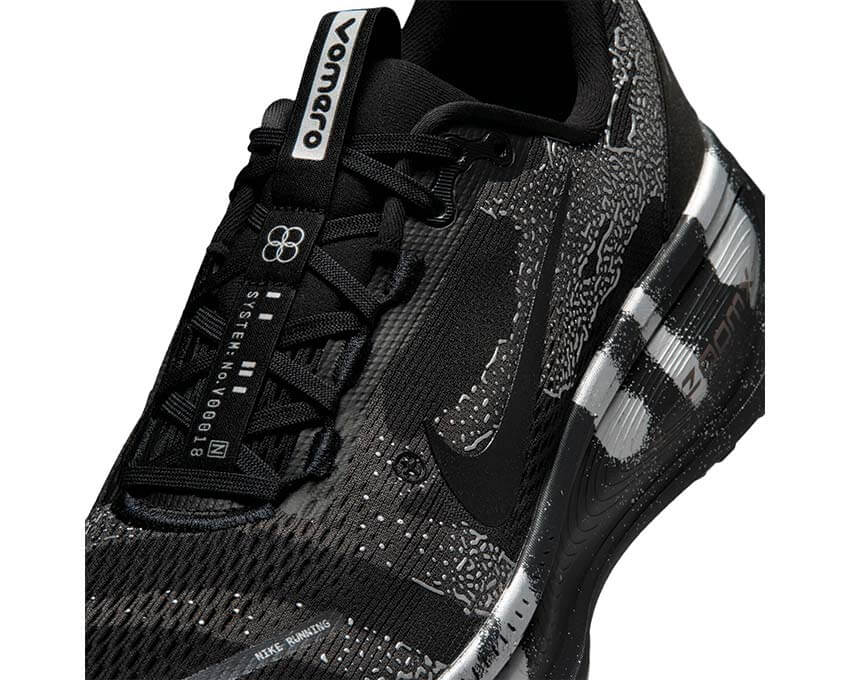 Nike Vomero 18 DSRPT "Iron Grey"
