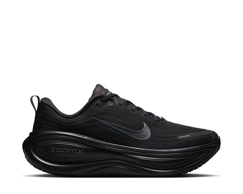 Nike Vomero Plus "Black"