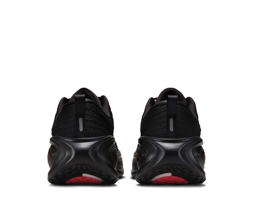 Nike Vomero Plus "Black"