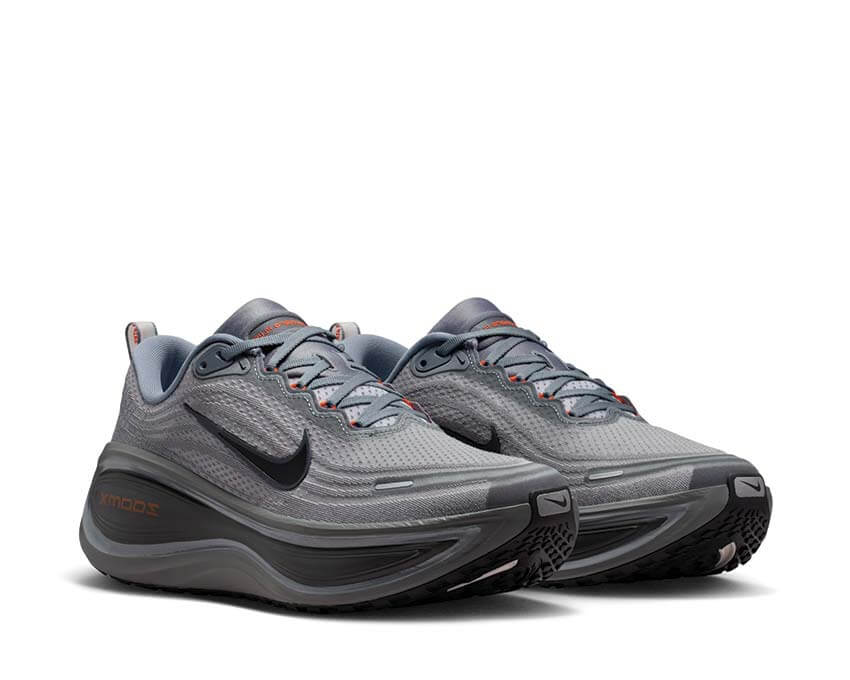 Nike Vomero Plus "Cool Grey"