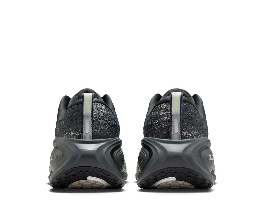 Nike Vomero Plus "Anthracite"