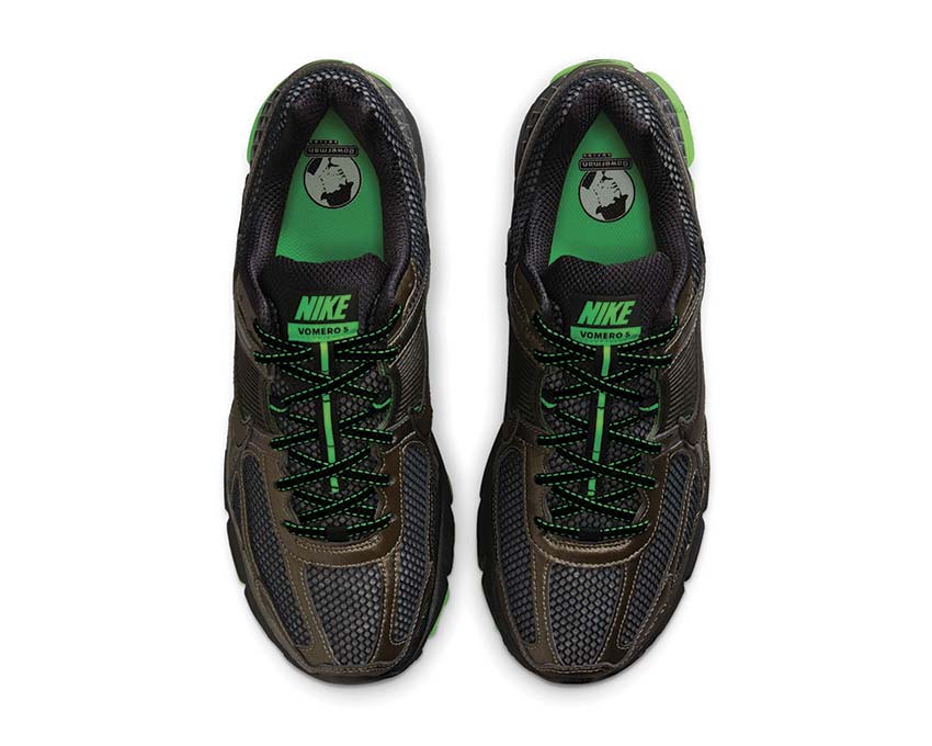 Nike Zoom Vomero 5 SE "Green Strike"