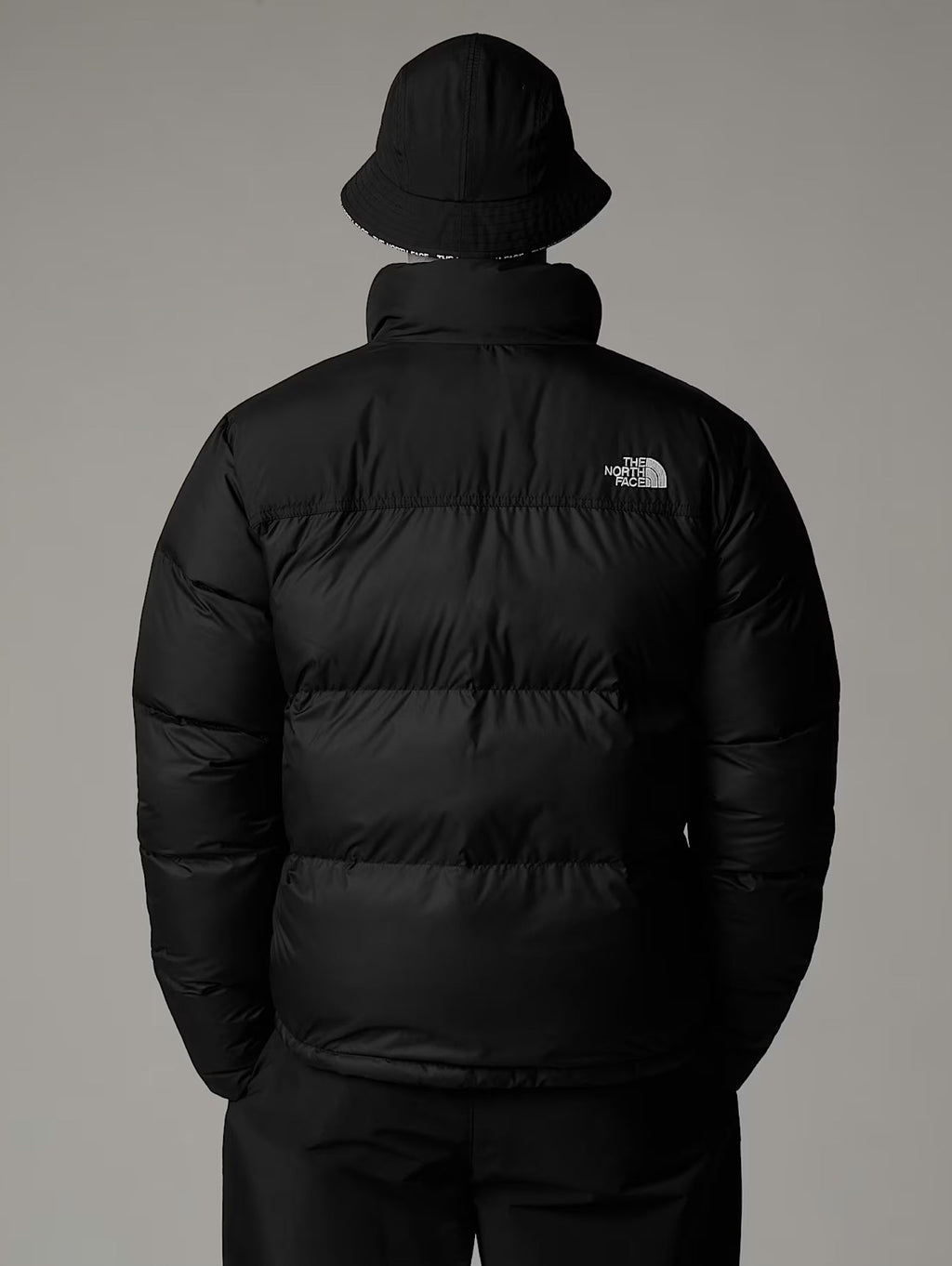 2026 New Arrival Piumino Squadrato Saikuru da Uomo Nero wholesalehk.shop
