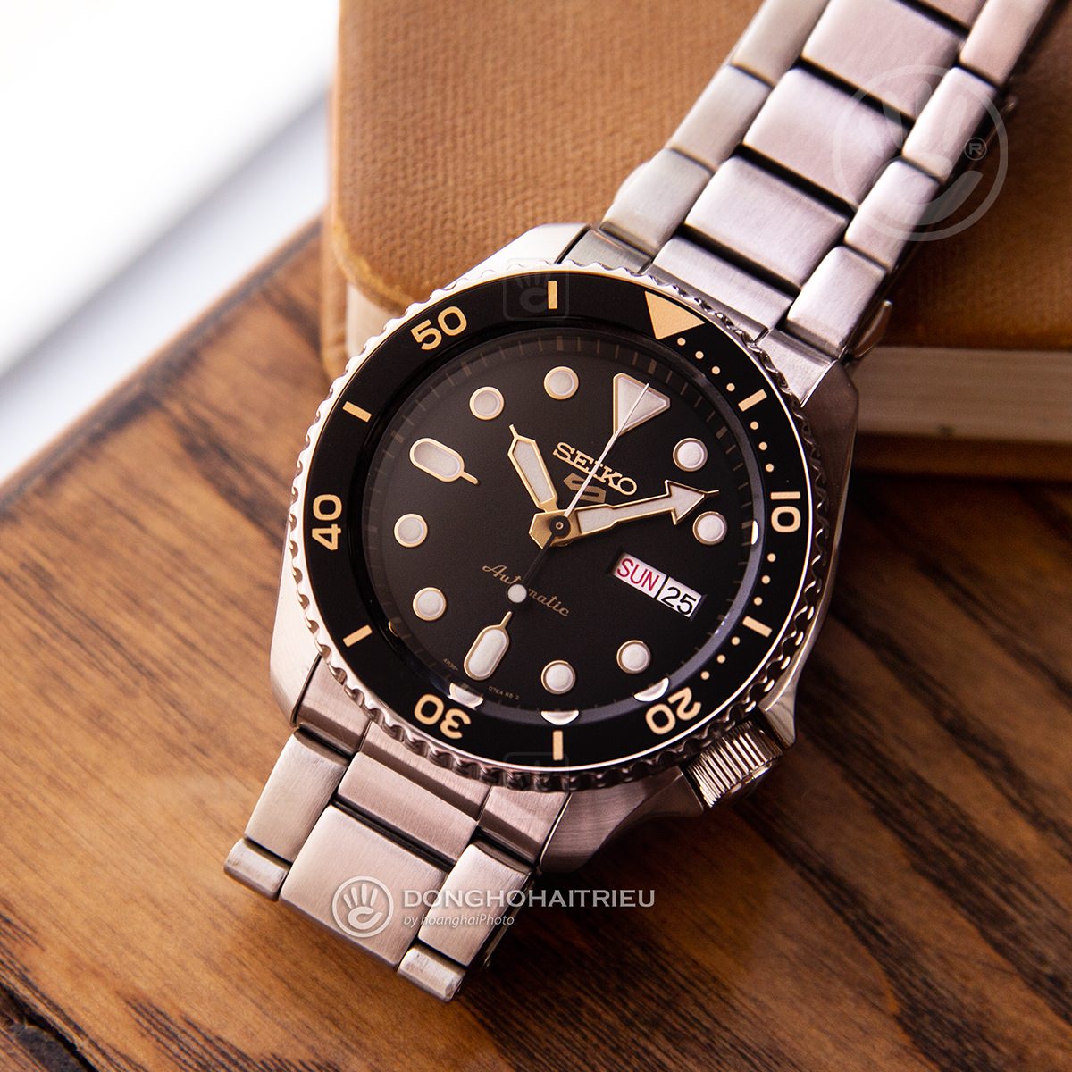 Seiko 5 Sports Automatic Black Dial Silver Steel Strap Watch For Men - SRPD57K1 wholesalehk.shop