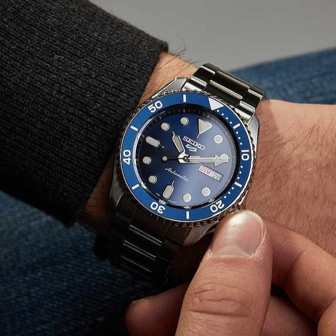 Seiko 5 Sports Automatic Analog Blue Dial Silver Steel Strap Watch For Men - SRPD51K1 wholesalehk.shop