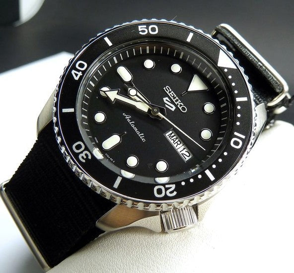 Seiko 5 Sports SKX Automatic Black Dial Black NATO Strap Watch For Men - SRPD55K3 wholesalehk.shop