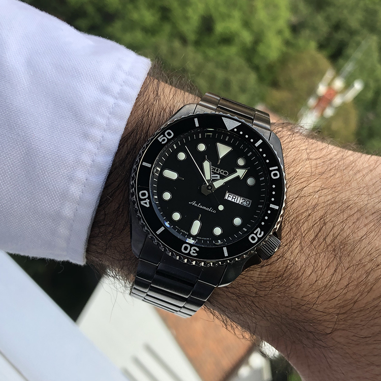 Seiko 5 Sports Automatic Black Dial Black Steel Strap Watch For Men - SRPD65K1 wholesalehk.shop
