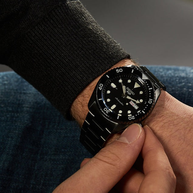 Seiko 5 Sports Automatic Black Dial Black Steel Strap Watch For Men - SRPD65K1 wholesalehk.shop