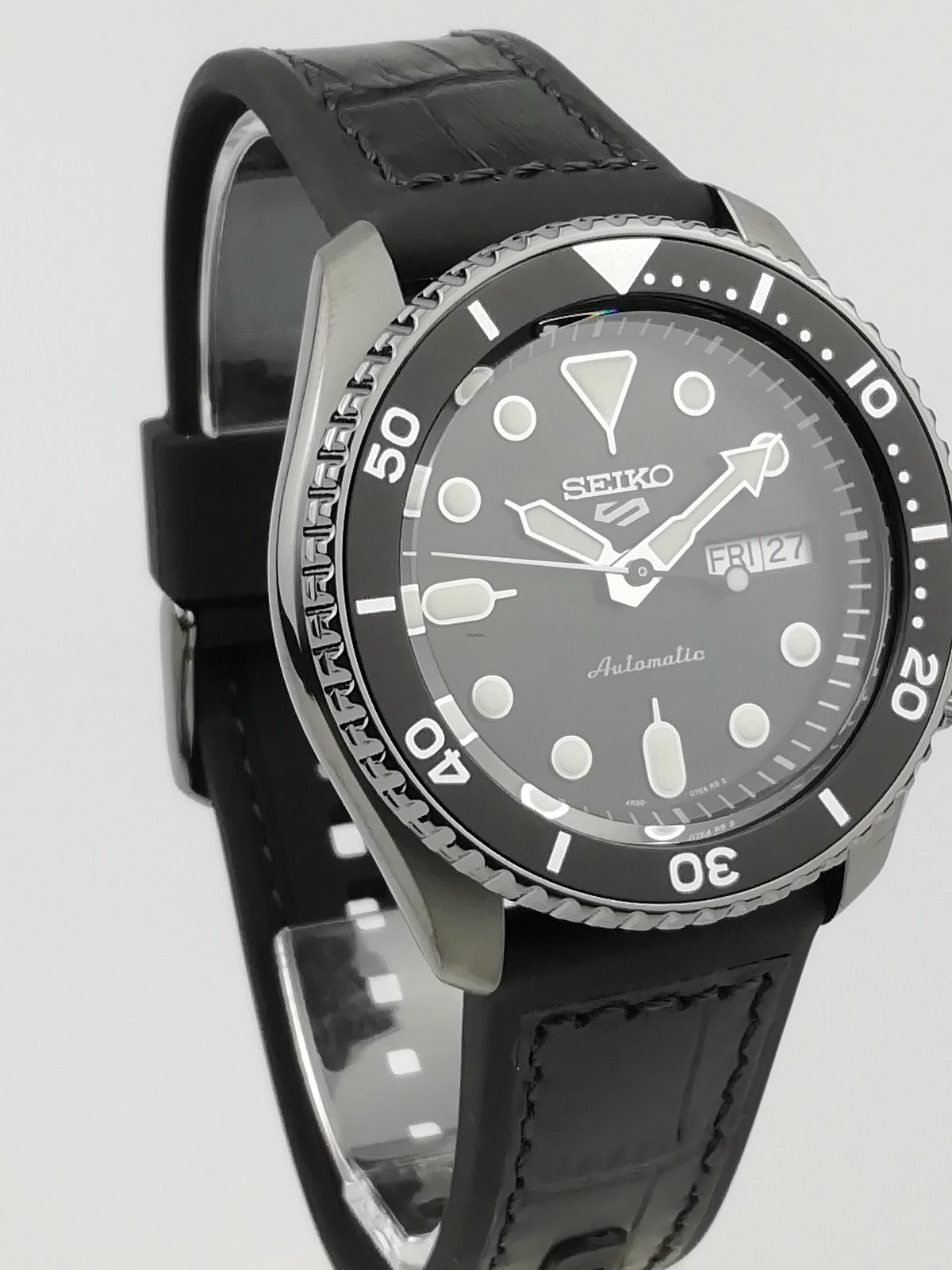 Seiko 5 Sport Automatic Black Dial Black Silicone Strap Watch For Men - SRPD65K3 wholesalehk.shop