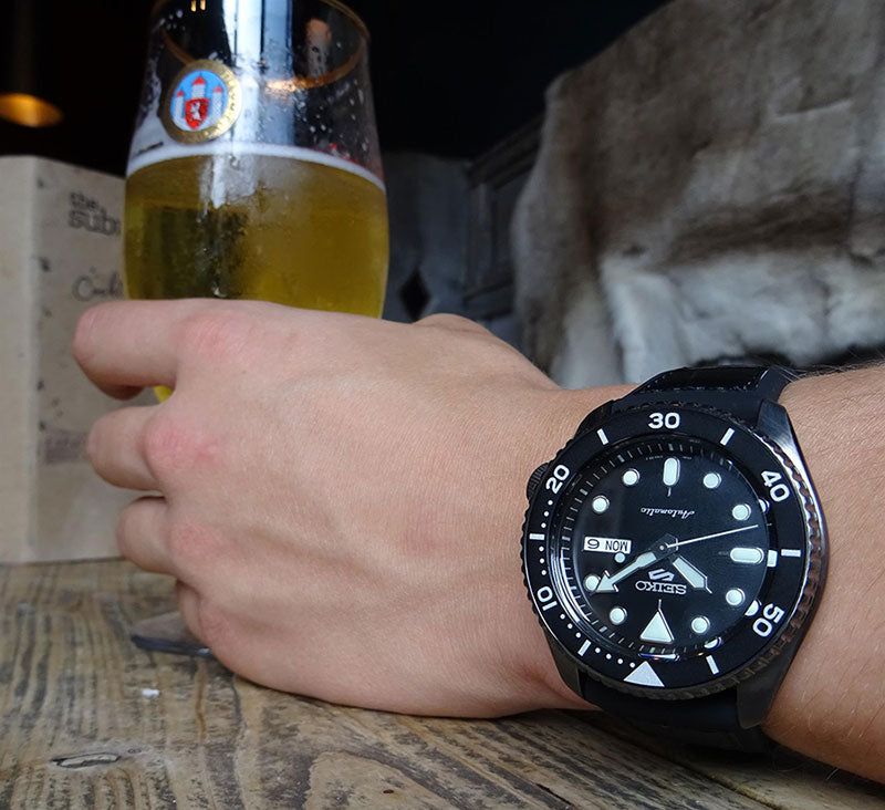 Seiko 5 Sport Automatic Black Dial Black Silicone Strap Watch For Men - SRPD65K3 wholesalehk.shop