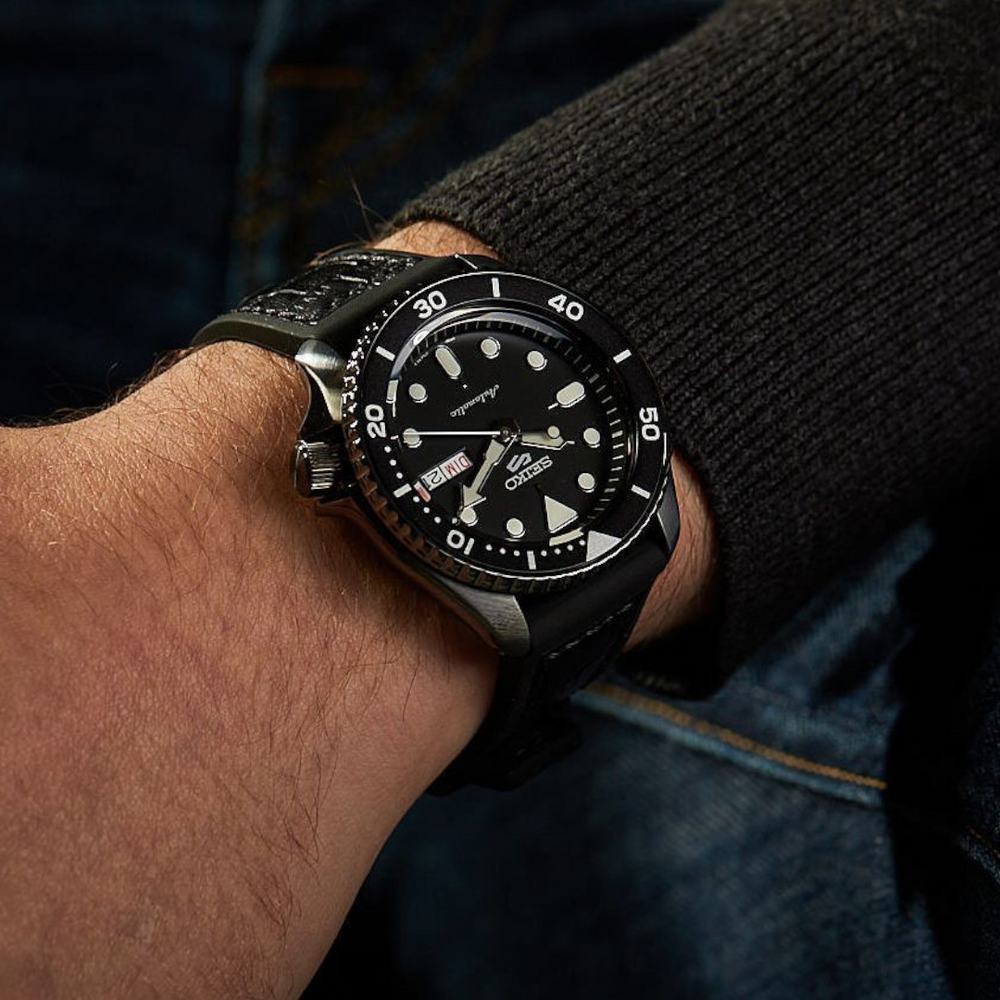 Seiko 5 Sport Automatic Black Dial Black Silicone Strap Watch For Men - SRPD65K3 wholesalehk.shop