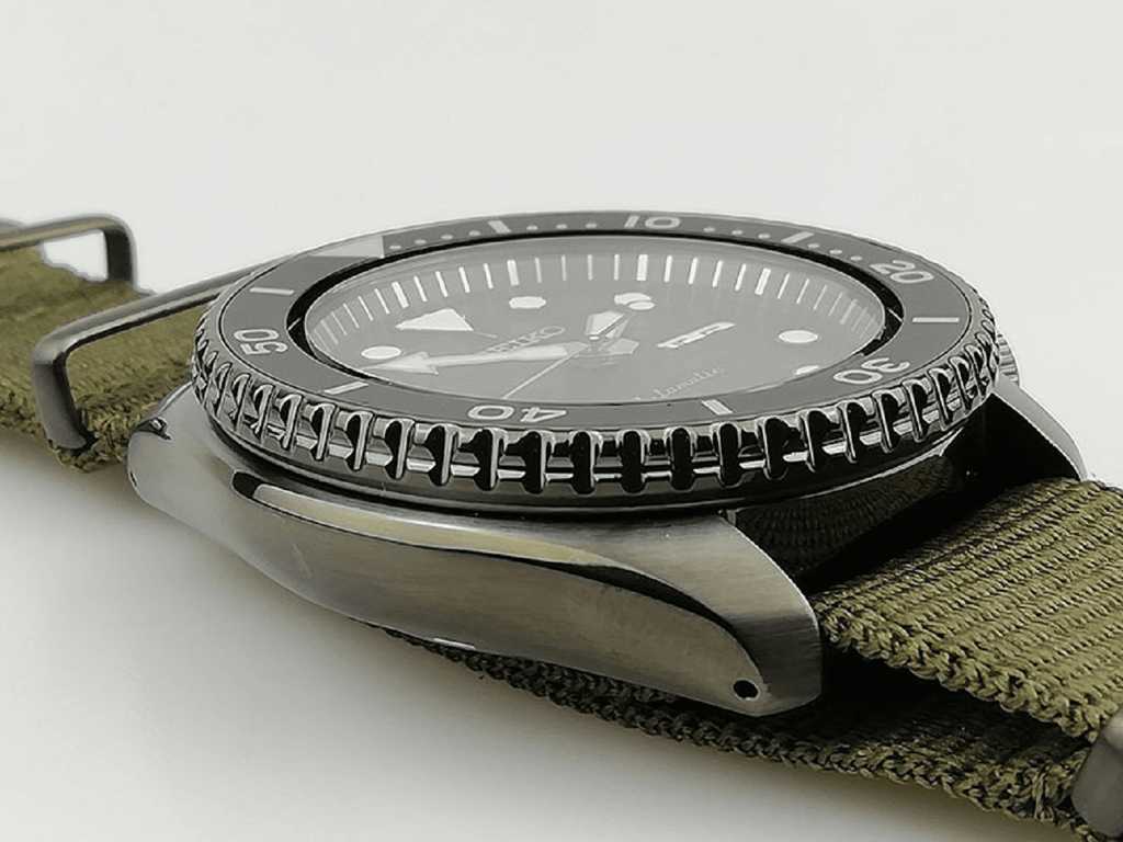 Seiko 5 Sport Automatic Black Dial Green Nylon Strap Watch For Men - SRPD65K4 wholesalehk.shop