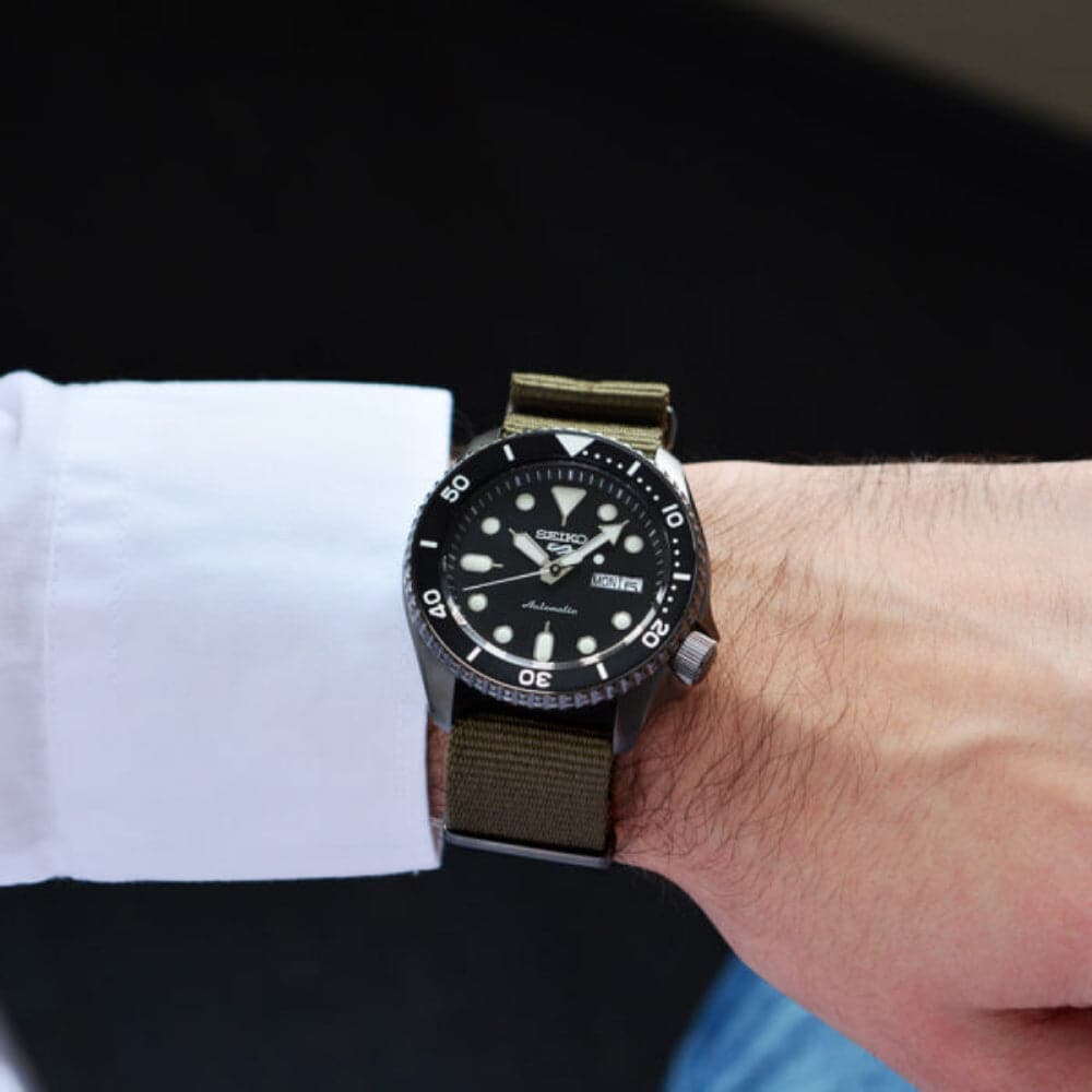 Seiko 5 Sport Automatic Black Dial Green Nylon Strap Watch For Men - SRPD65K4 wholesalehk.shop