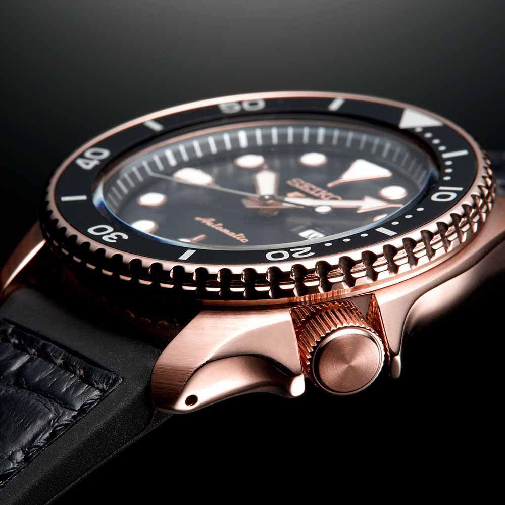 Seiko 5 Sport SKX Automatic Black Dial Black Silicone Strap Watch For Men - SRPD76K1 wholesalehk.shop