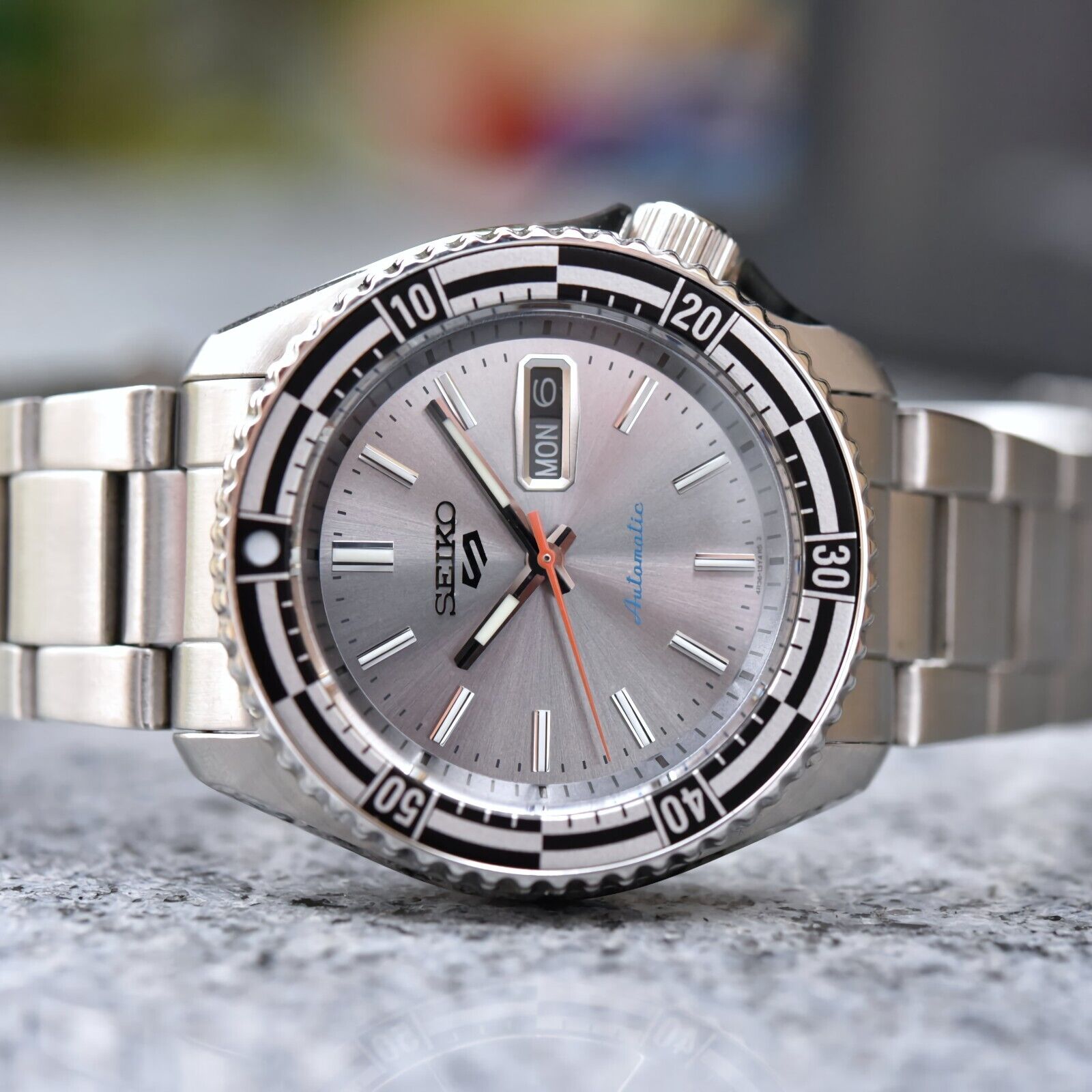 Seiko 5 Sports Special Edition Silver Dial Silver Steel Strap Watch For Men - SRPK09K1 wholesalehk.shop
