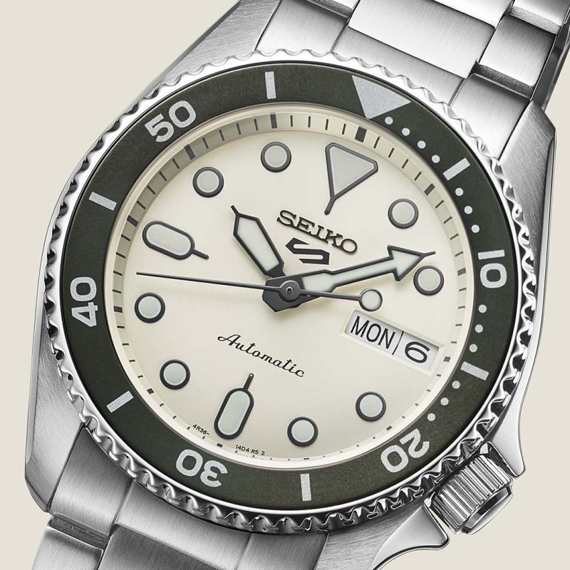 Seiko 5 Sports SKX Automatic Cream Dial Silver Steel Strap Watch For Men - SRPK31K1 wholesalehk.shop