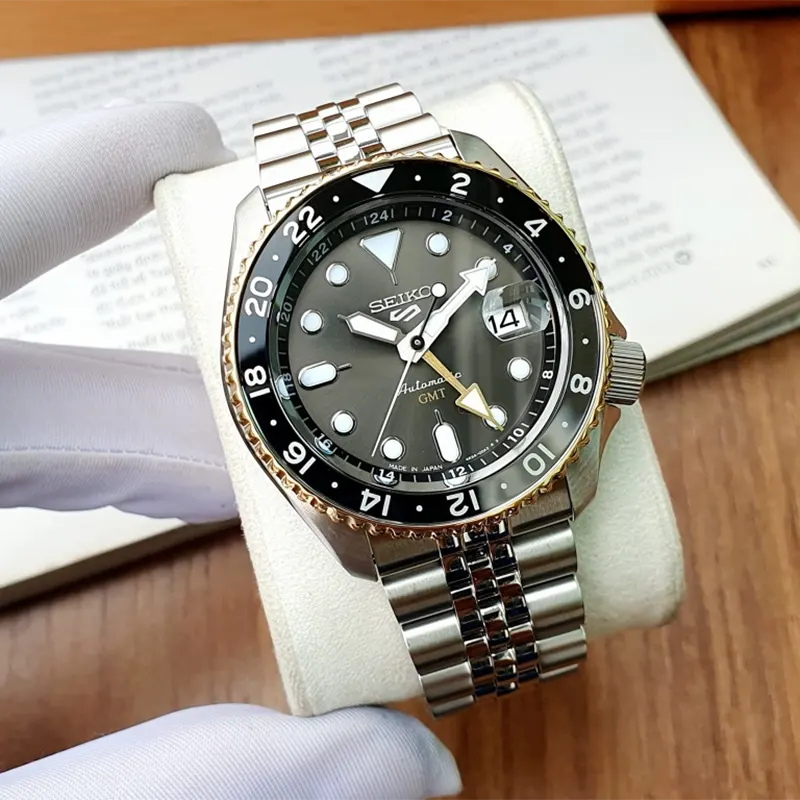 Seiko 5 Sports GMT US Special Edition Automatic Grey Dial Silver Steel Strap Watch For Men - SSK021K1 wholesalehk.shop