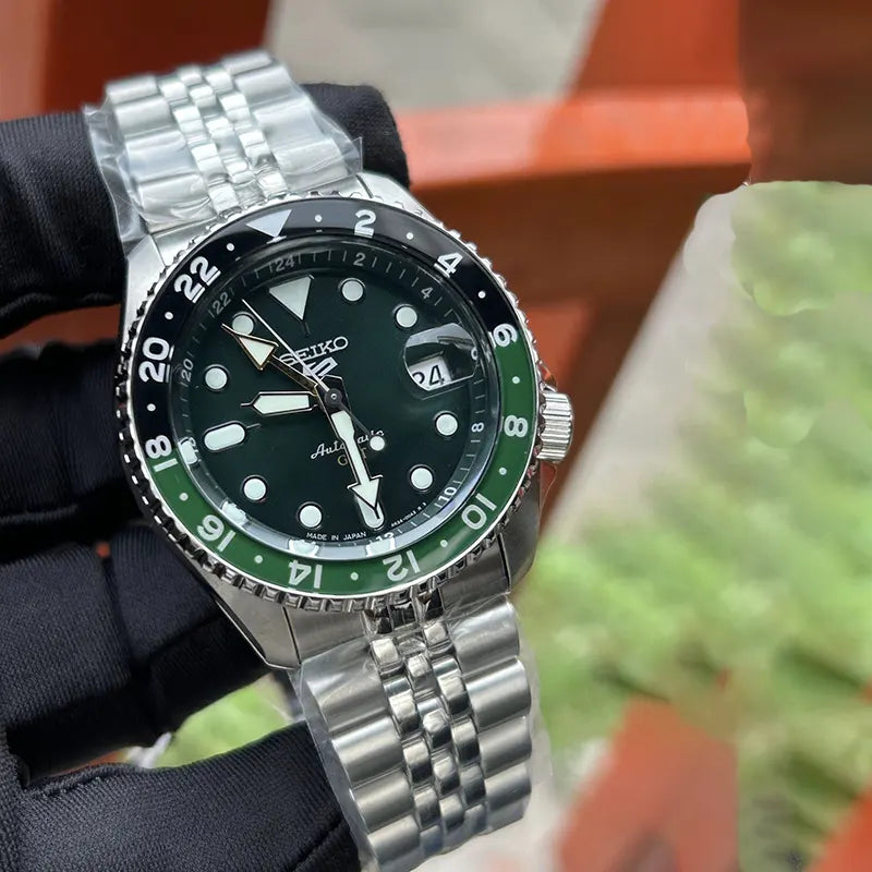 Seiko 5 Sports SKX GMT Automatic Green Dial Silver Steel Strap Watch For Men - SSK035K1 wholesalehk.shop