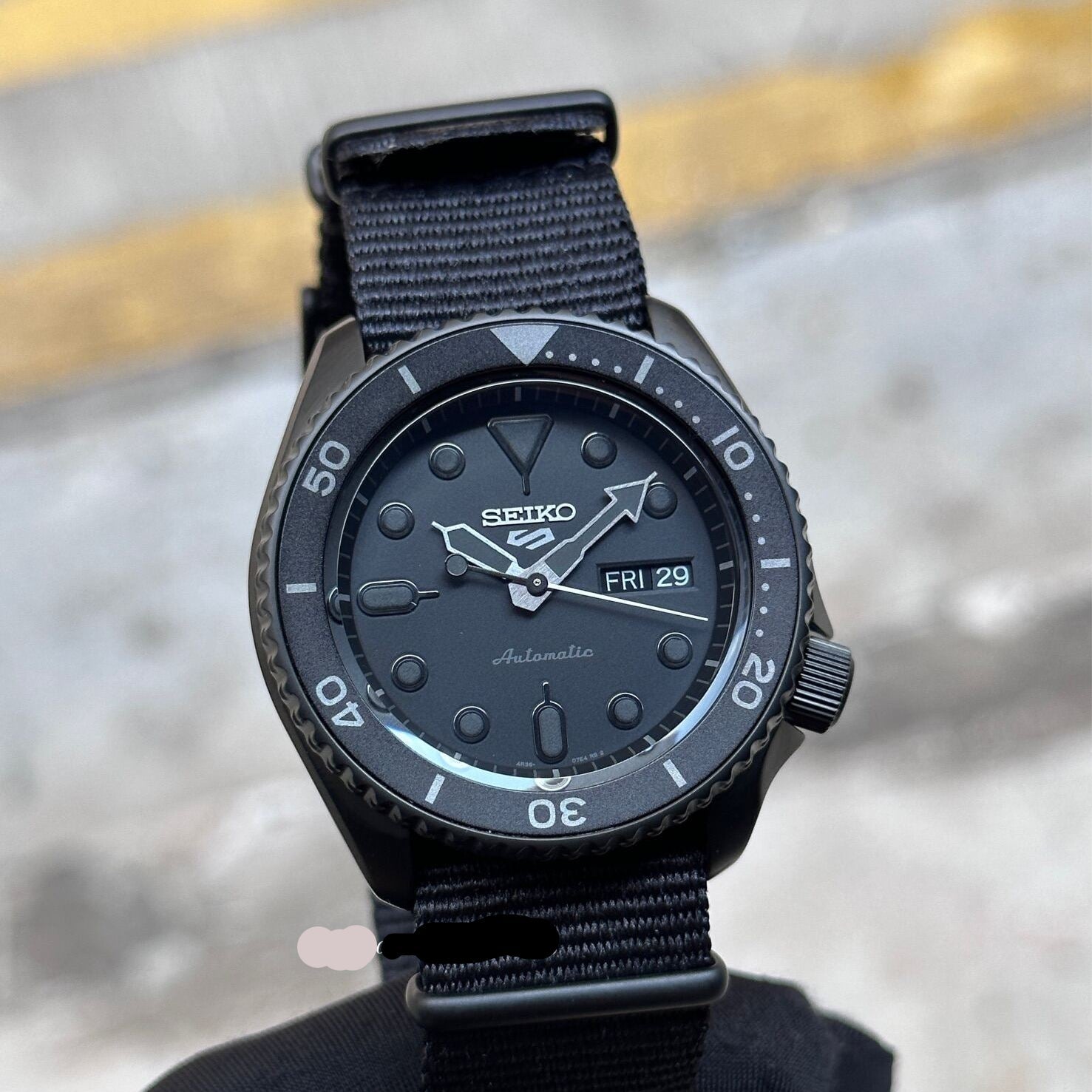 Seiko 5 Sports Automatic Black Dial Black NATO Strap Watch For Men - SRPD79K1 wholesalehk.shop