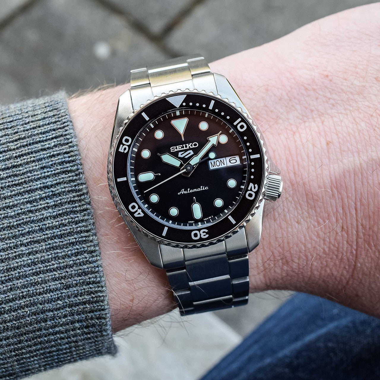 Seiko 5 Sports SKX Automatic Black Dial Silver Steel Strap Watch For Men - SRPK29K1 wholesalehk.shop