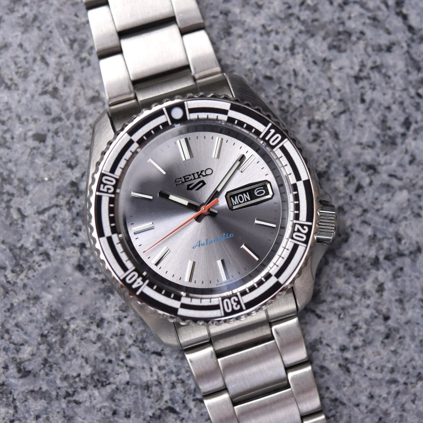 Seiko 5 Sports Special Edition Silver Dial Silver Steel Strap Watch For Men - SRPK09K1 wholesalehk.shop