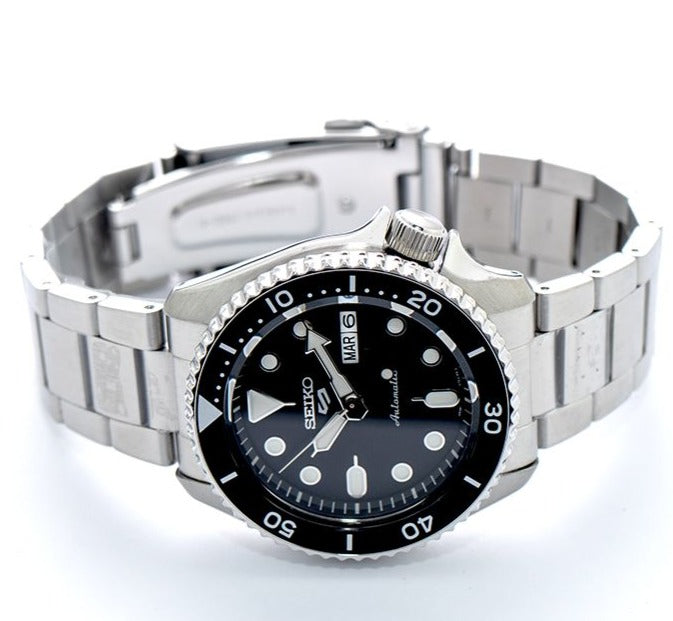 Seiko 5 Sports Automatic Day Date Black Dial Silver Steel Strap Watch for Men - SRPD55K1 wholesalehk.shop