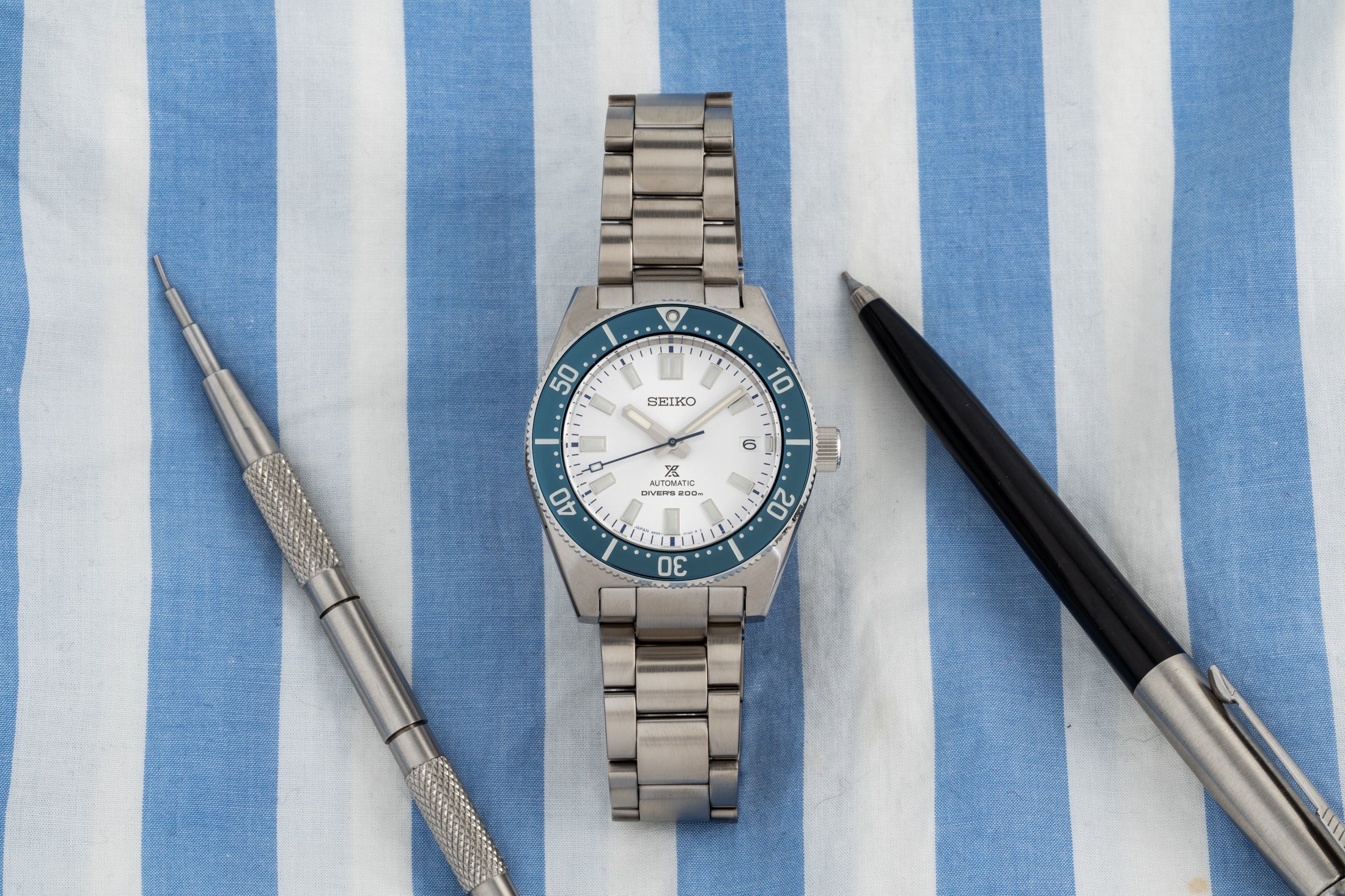Seiko Prospex Diver 140th Anniversary Limited Edition White Dial Silver Steel Strap Watch For Men - SPB213J1 wholesalehk.shop
