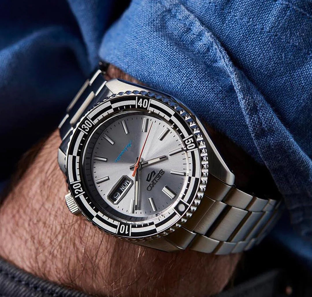 Seiko 5 Sports Special Edition Silver Dial Silver Steel Strap Watch For Men - SRPK09K1 wholesalehk.shop