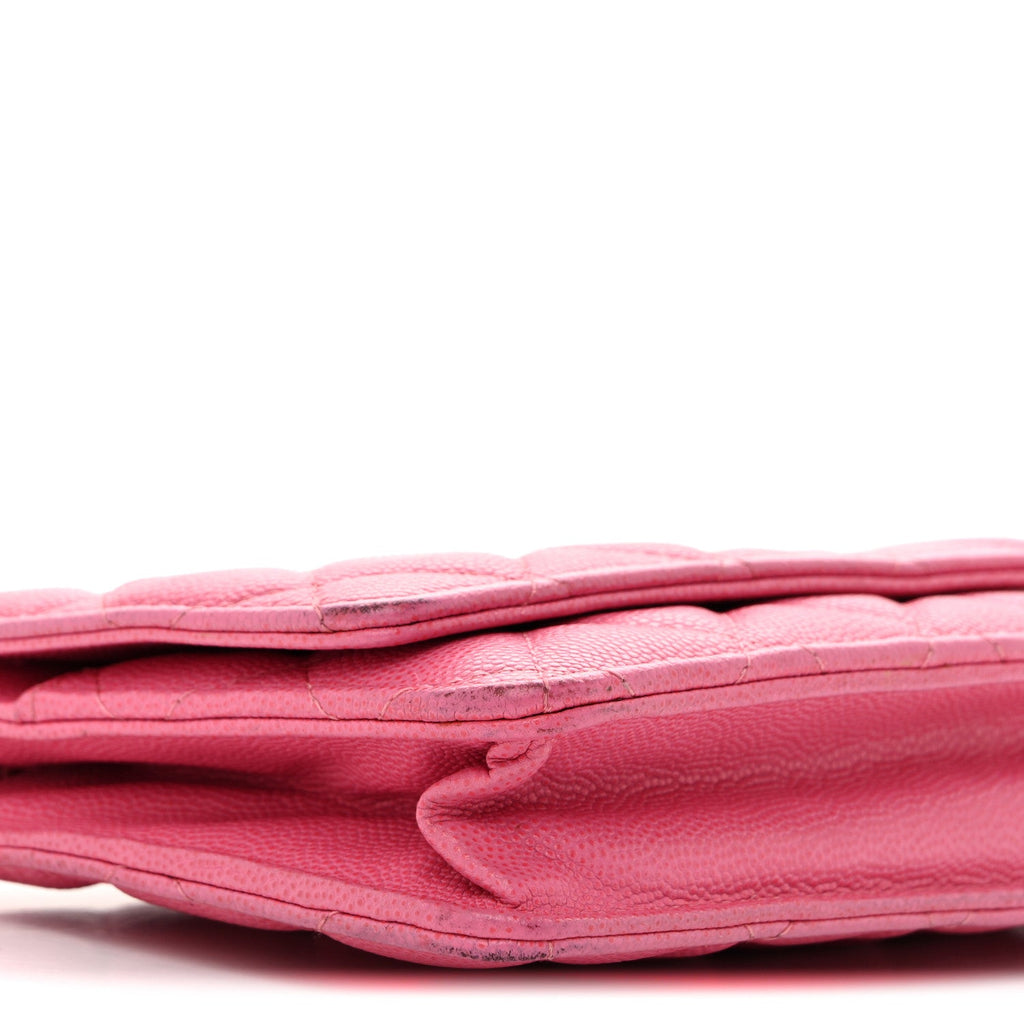 Caviar Quilted Wallet on Chain WOC Pink wholesalehk.shop