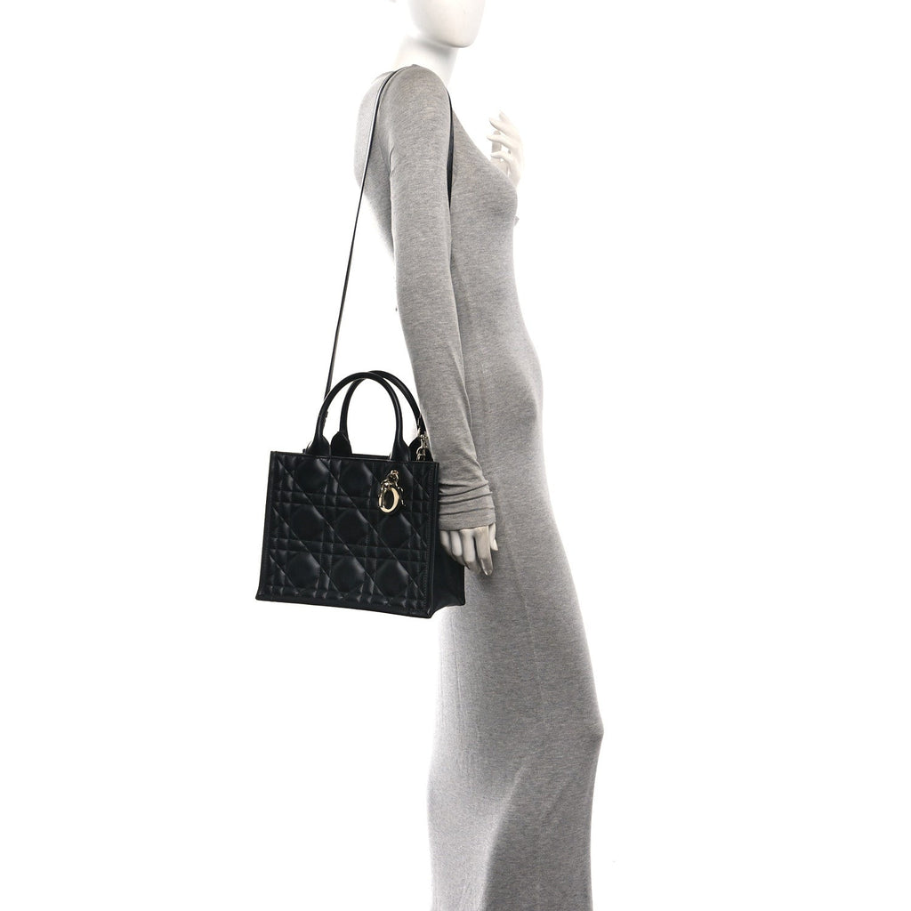 Calfskin Macro Cannage Small Book Tote Black £¨ Direct shipment via from wholesalehk.shop