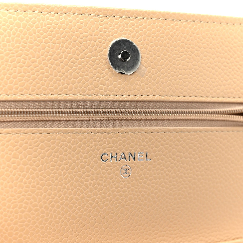 Caviar Quilted Wallet on Chain WOC Beige wholesalehk.shop