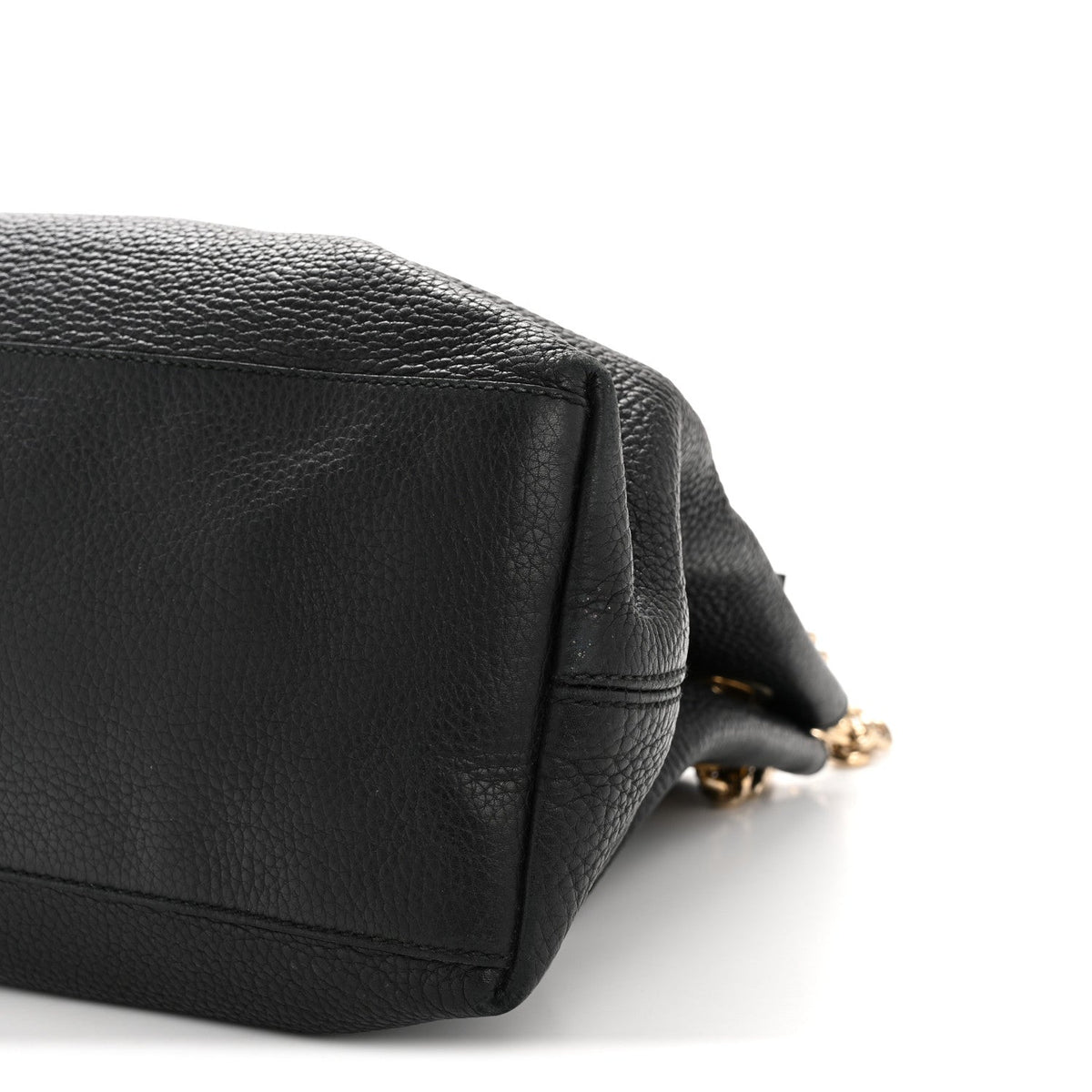 Pebbled Calfskin Medium Soho Chain Shoulder Bag Black wholesalehk.shop