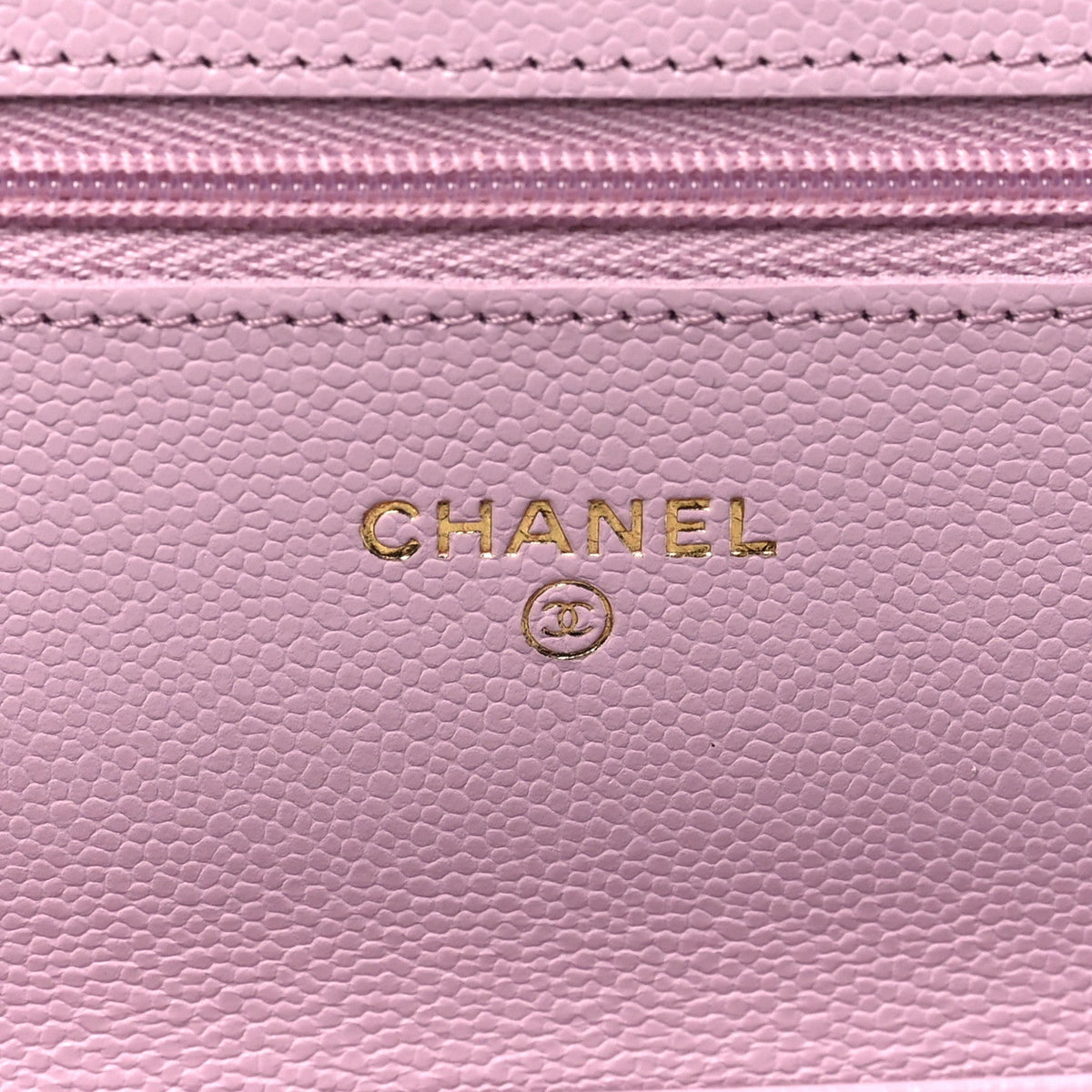 Caviar Quilted Wallet on Chain WOC Light Pink wholesalehk.shop