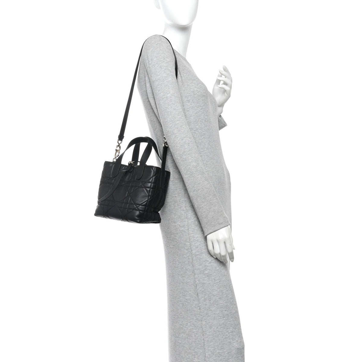 Calfskin Macrocannage Small Toujours Vertical Tote Black wholesalehk.shop