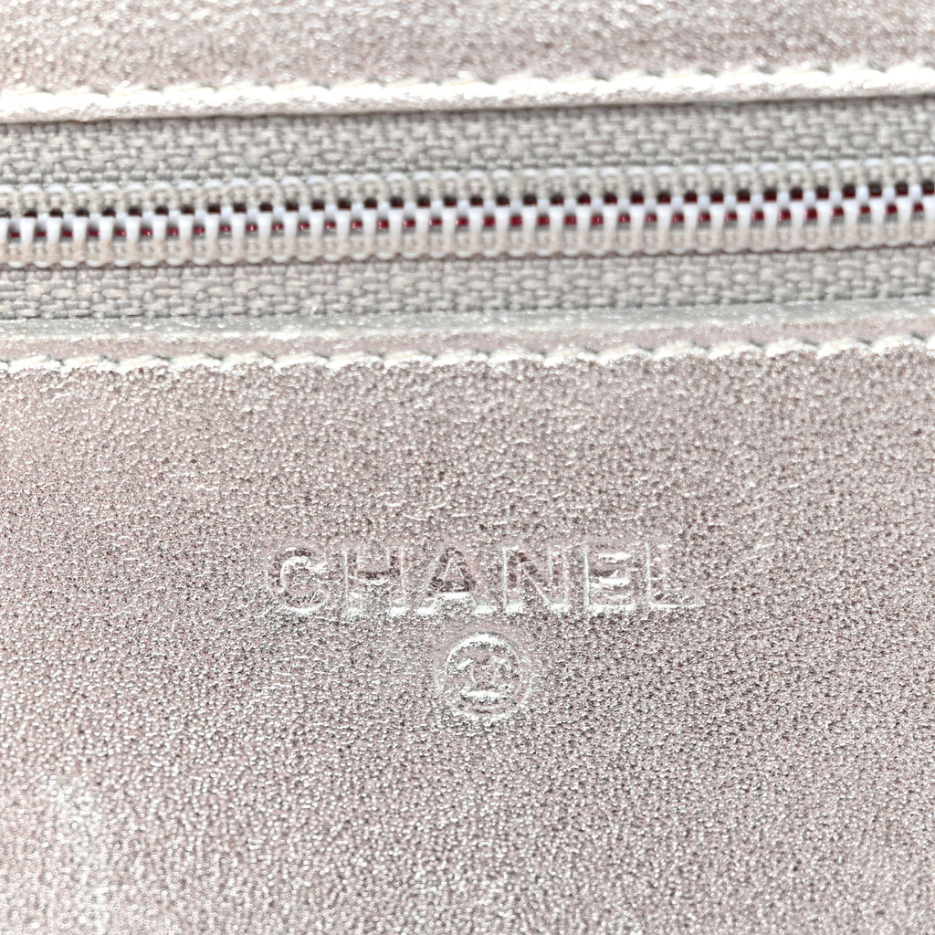 Metallic Lambskin Quilted Wallet On Chain WOC Silver wholesalehk.shop