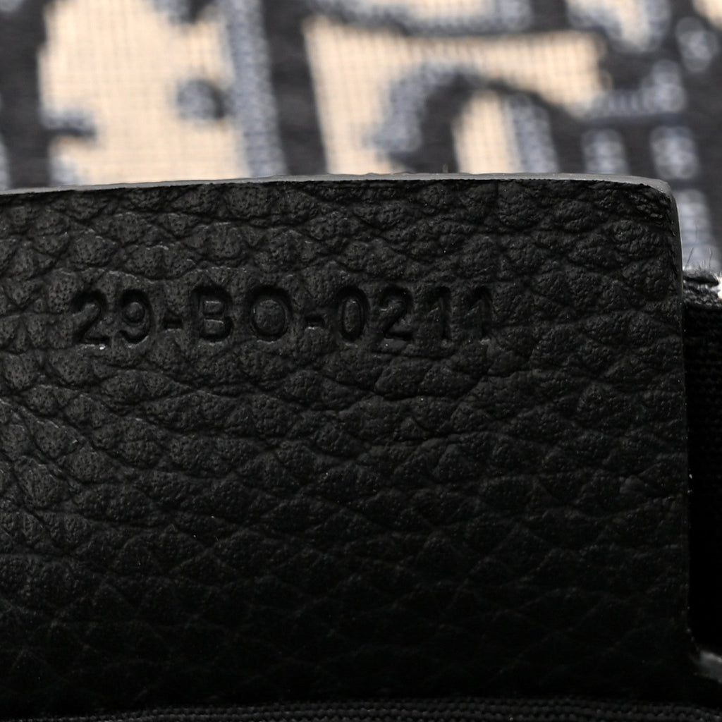 Grained Calfskin Oblique Saddle Messenger Black wholesalehk.shop